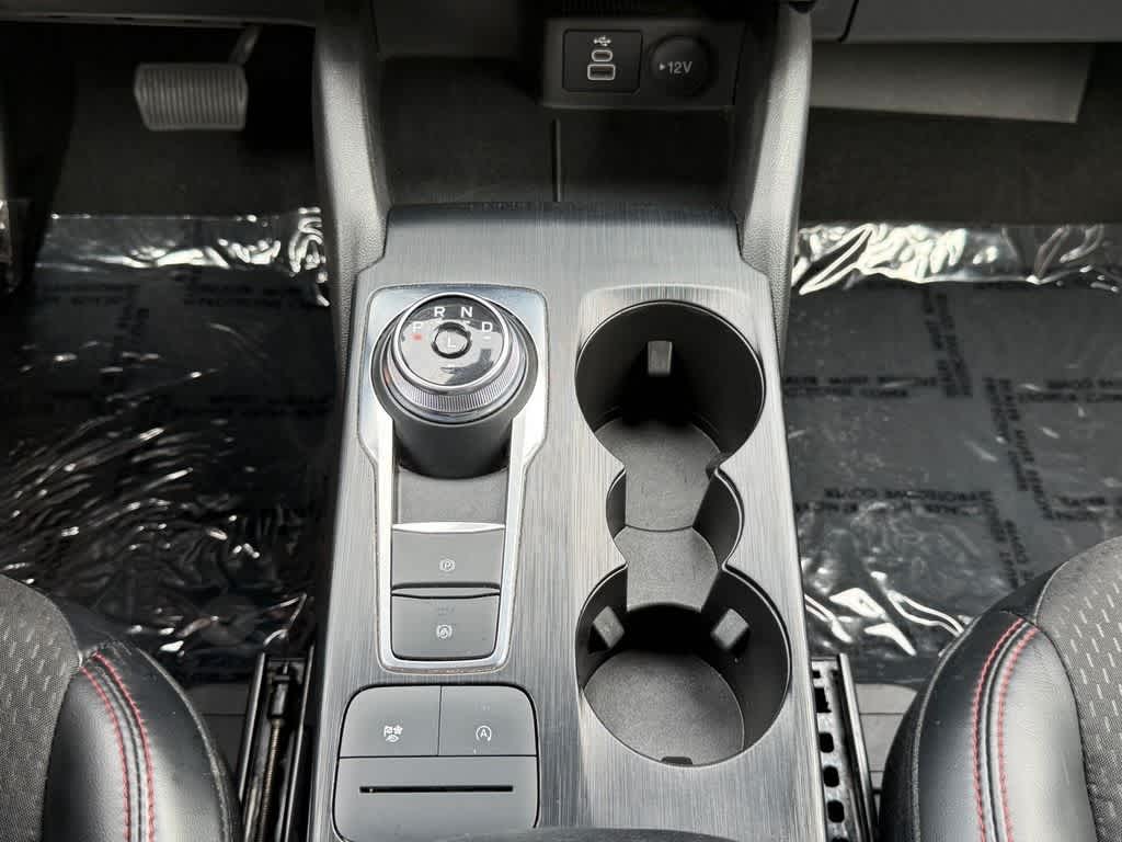 2025 Ford Escape ST-Line Select