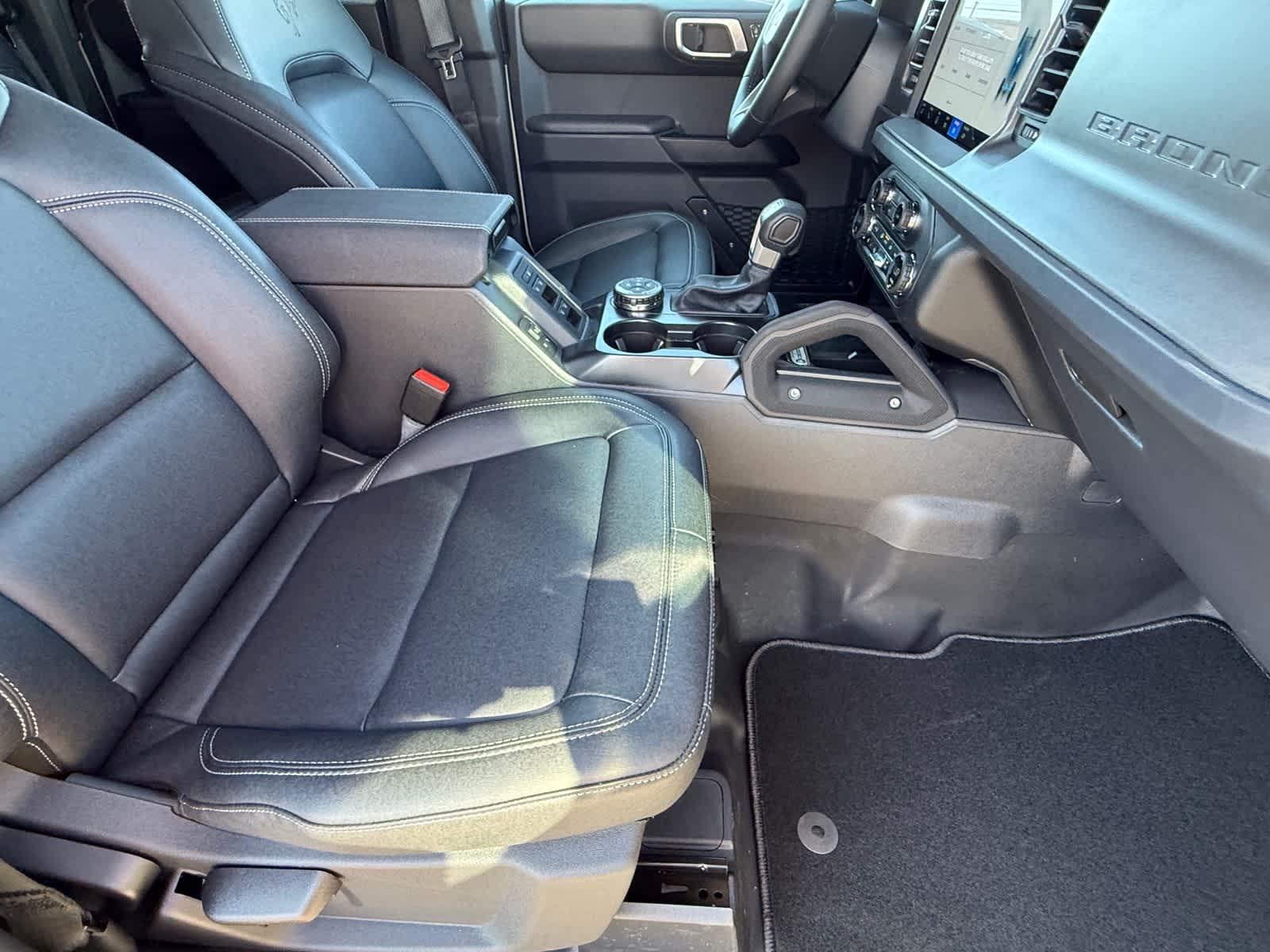 2026 Ford Bronco 4-Door Badlands - Photo 9
