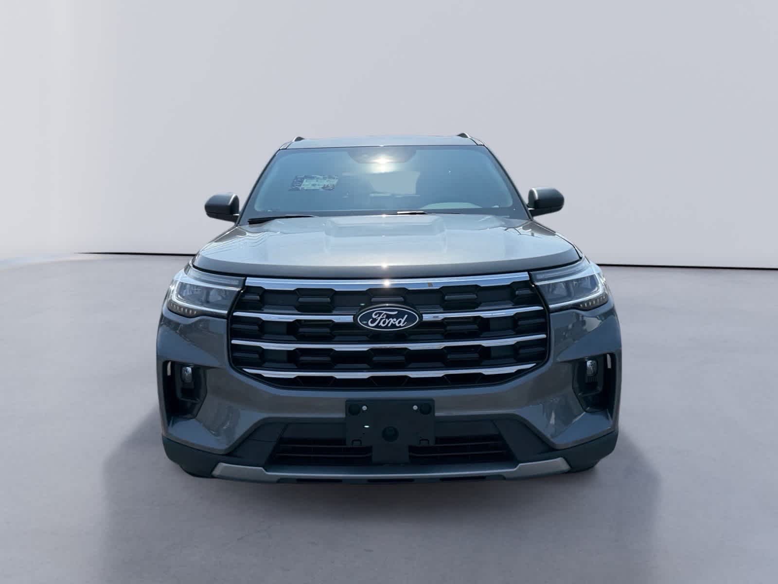 2027 Ford Explorer Active w/200A Pkg