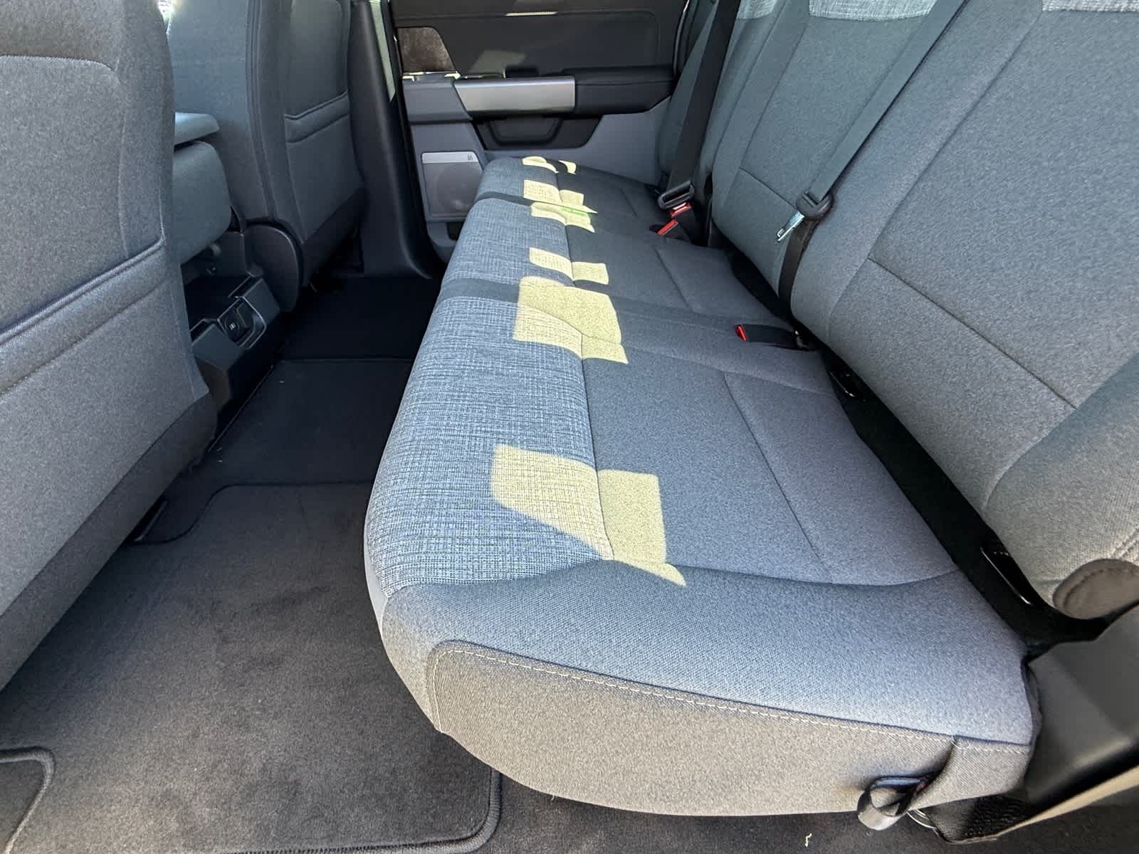 2027 Ford Super Duty F-250 SRW XLT
