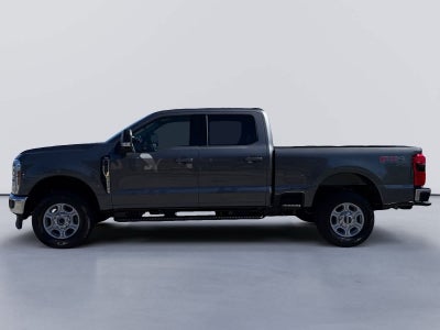 2027 Ford Super Duty F-250 SRW XLT