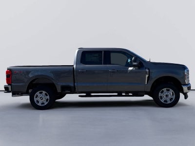 2027 Ford Super Duty F-250 SRW XLT