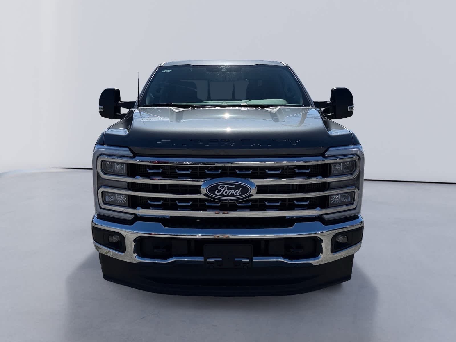 2027 Ford Super Duty F-250 SRW XLT