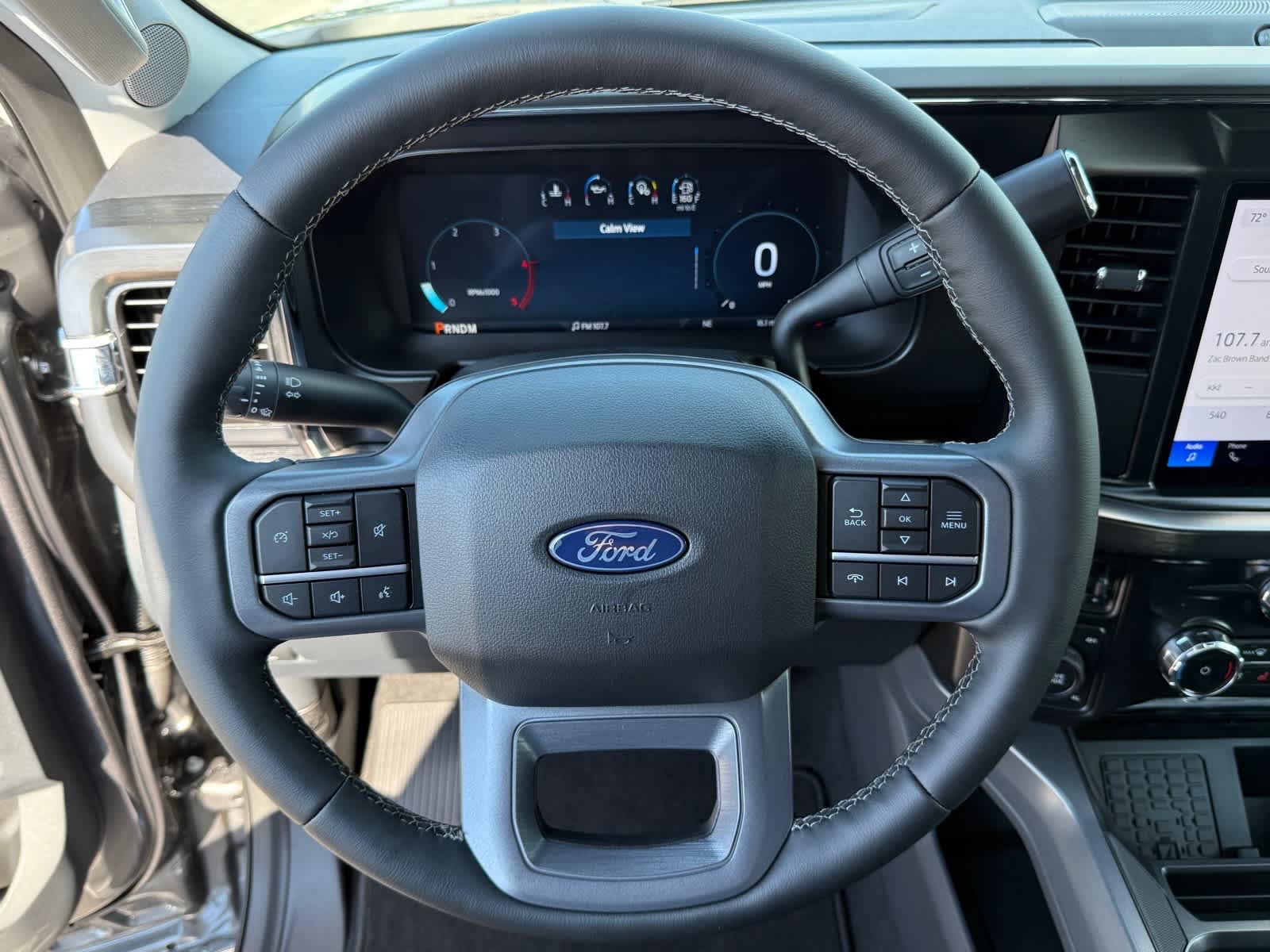 2027 Ford Super Duty F-350 SRW LARIAT