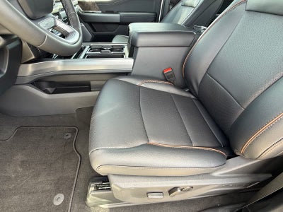 2027 Ford Super Duty F-350 DRW Pickup LARIAT