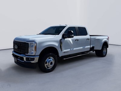 2026 Ford Super Duty F-350 DRW Pickup XL
