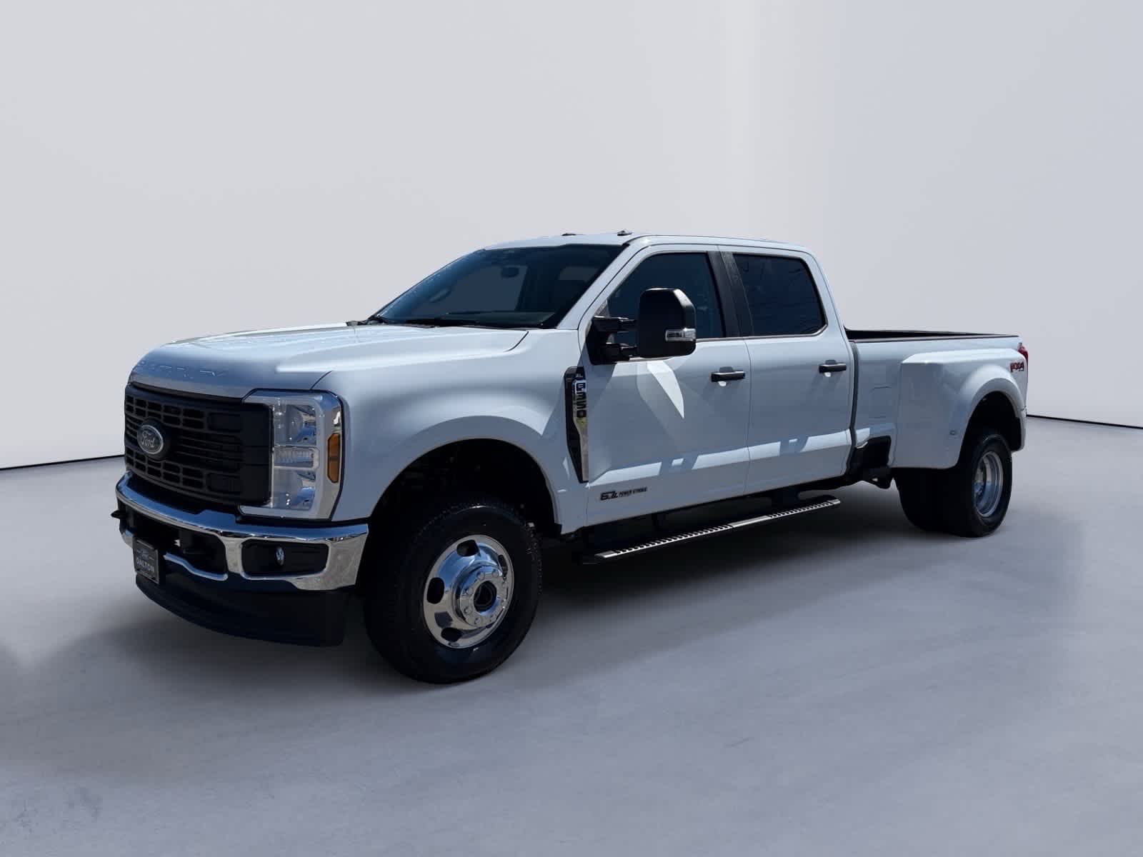 2026 Ford Super Duty F-350 DRW Pickup XL