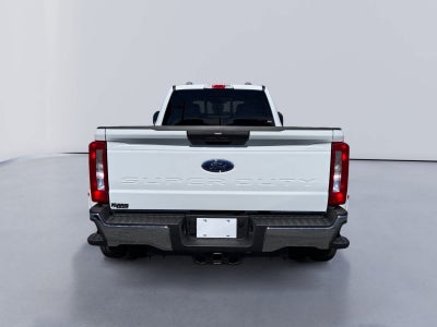 2026 Ford Super Duty F-350 DRW Pickup XL