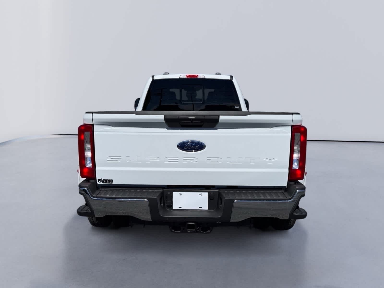 2026 Ford Super Duty F-350 DRW Pickup XL