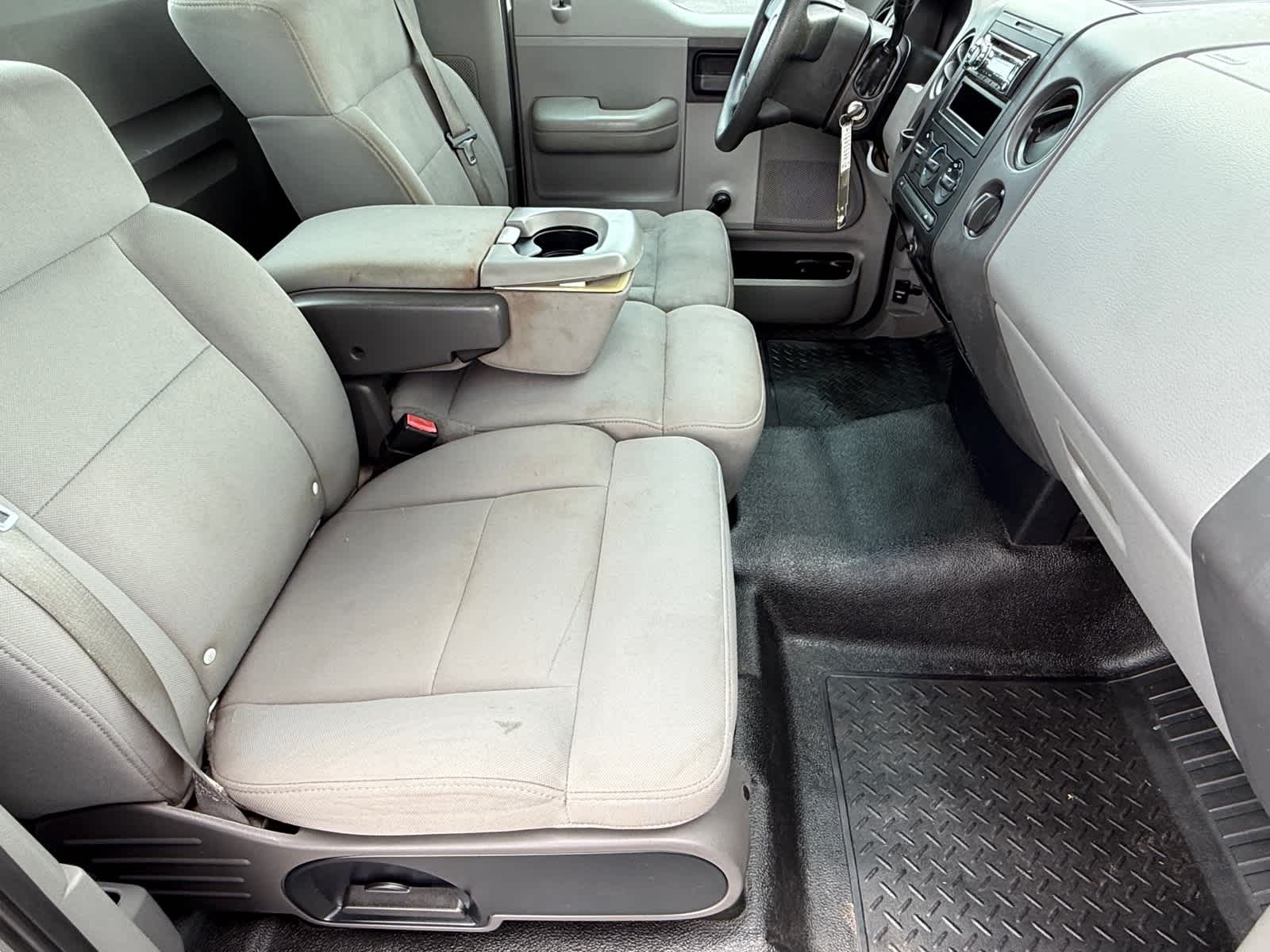 2004 Ford F-150 XL