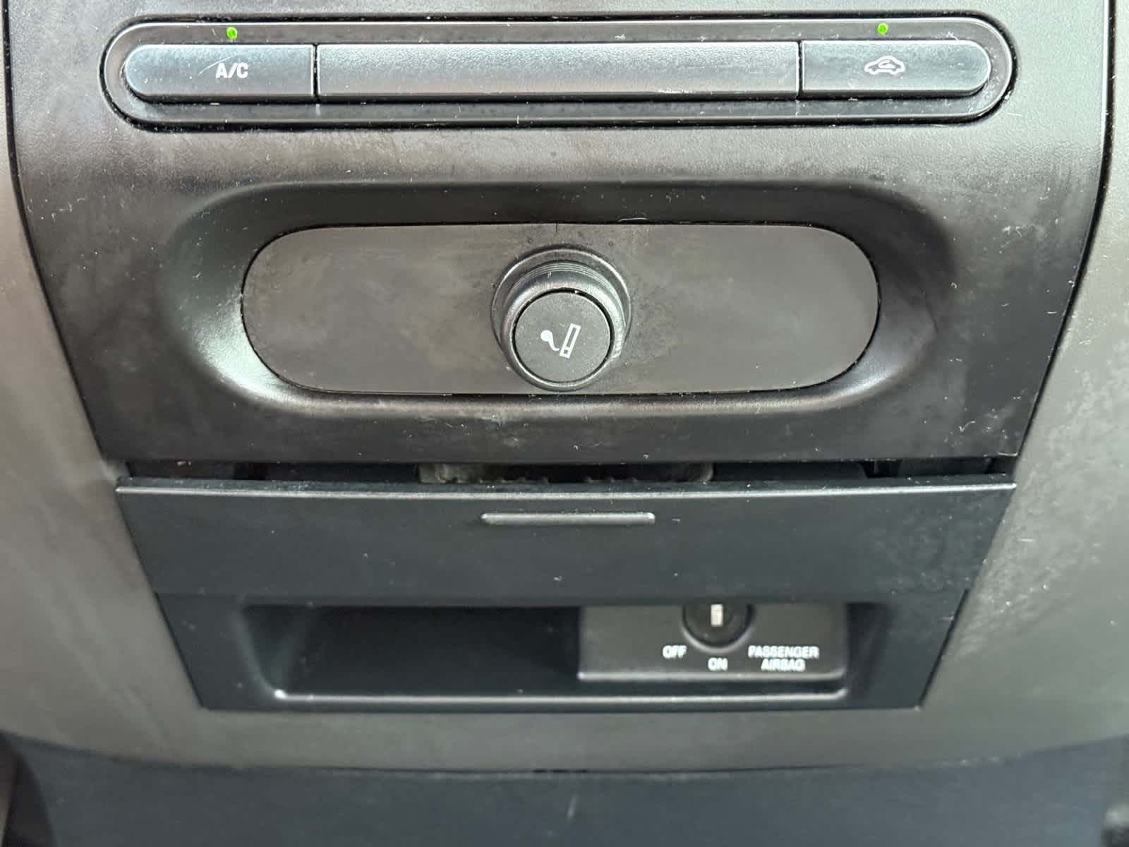 2004 Ford F-150 XL