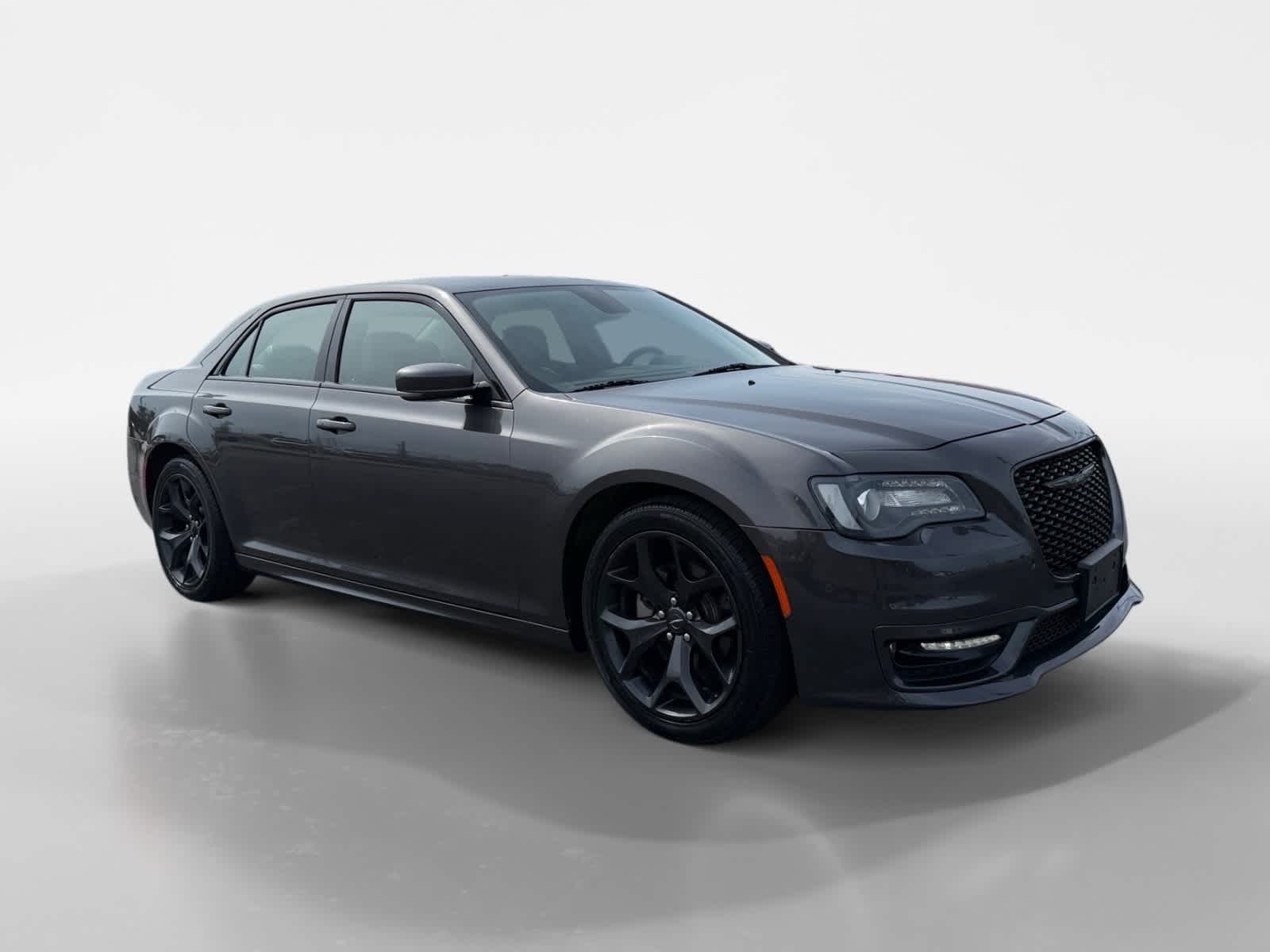2022 Chrysler 300 Touring L