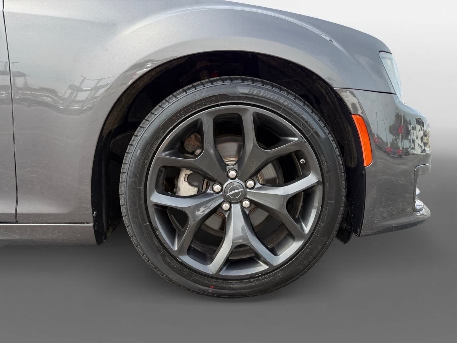 2022 Chrysler 300 Touring L