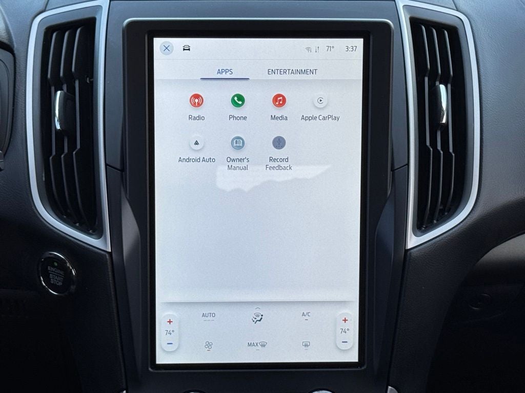 2022 Ford Edge SE