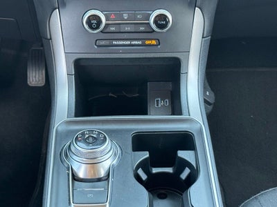 2022 Ford Edge SE