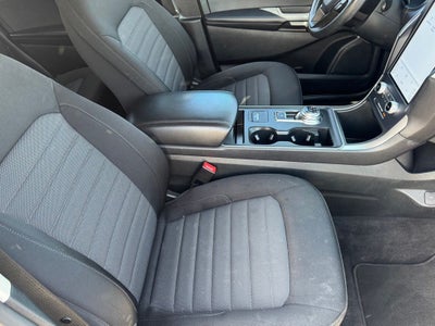 2022 Ford Edge SE