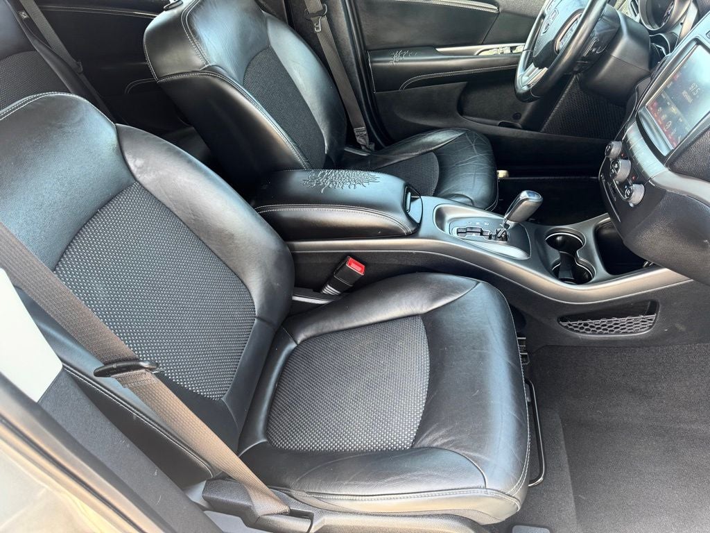 2020 Dodge Journey Crossroad