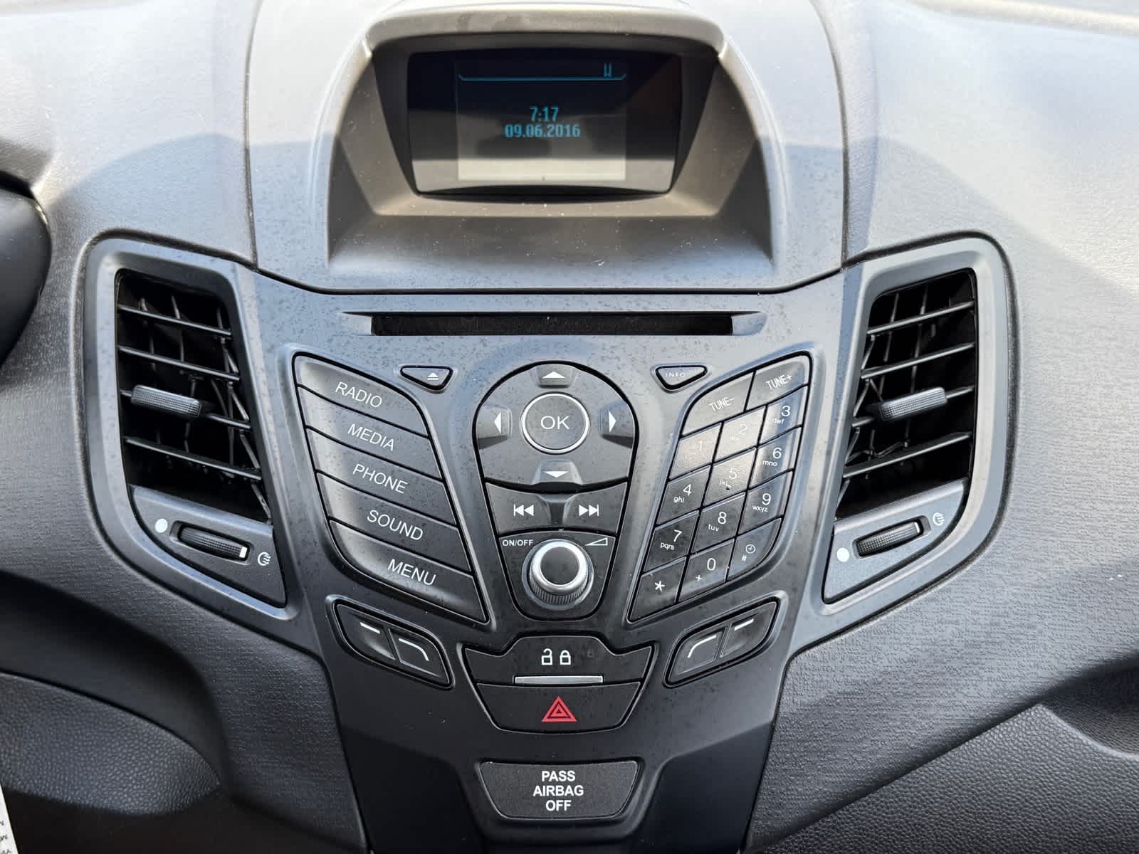 2016 Ford Fiesta SE