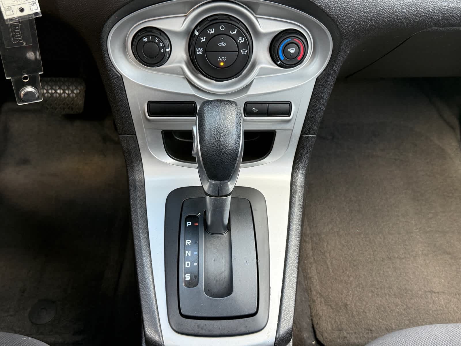 2016 Ford Fiesta SE