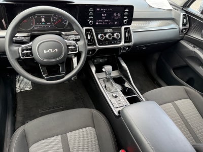 2022 Kia Sorento LX