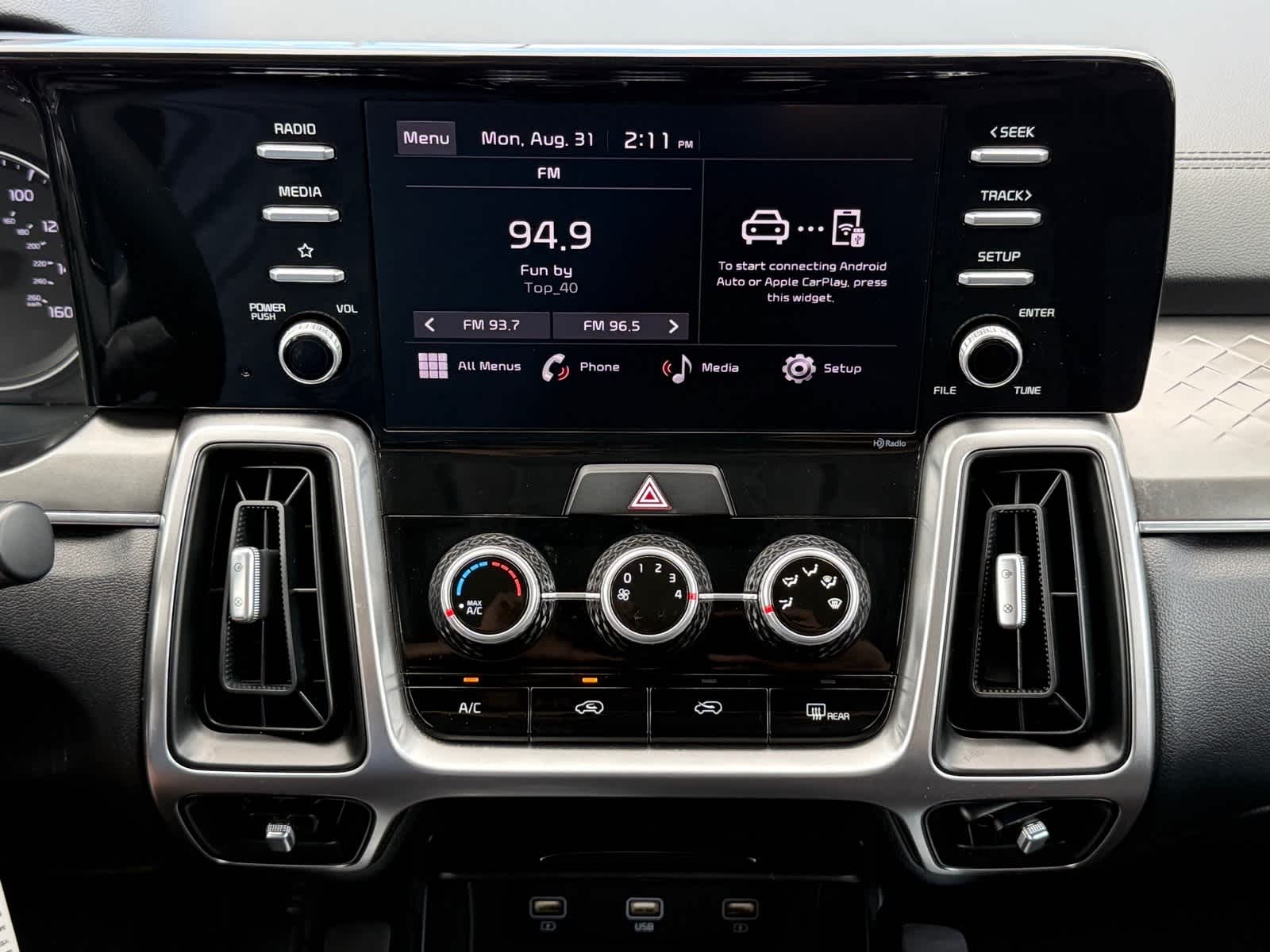 2022 Kia Sorento LX