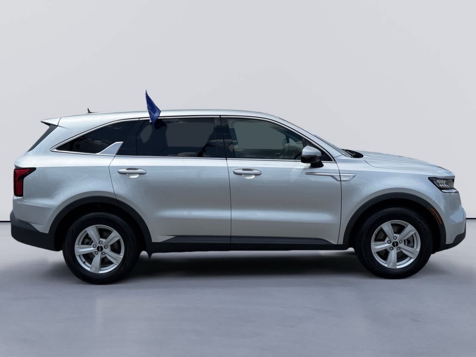 2022 Kia Sorento LX