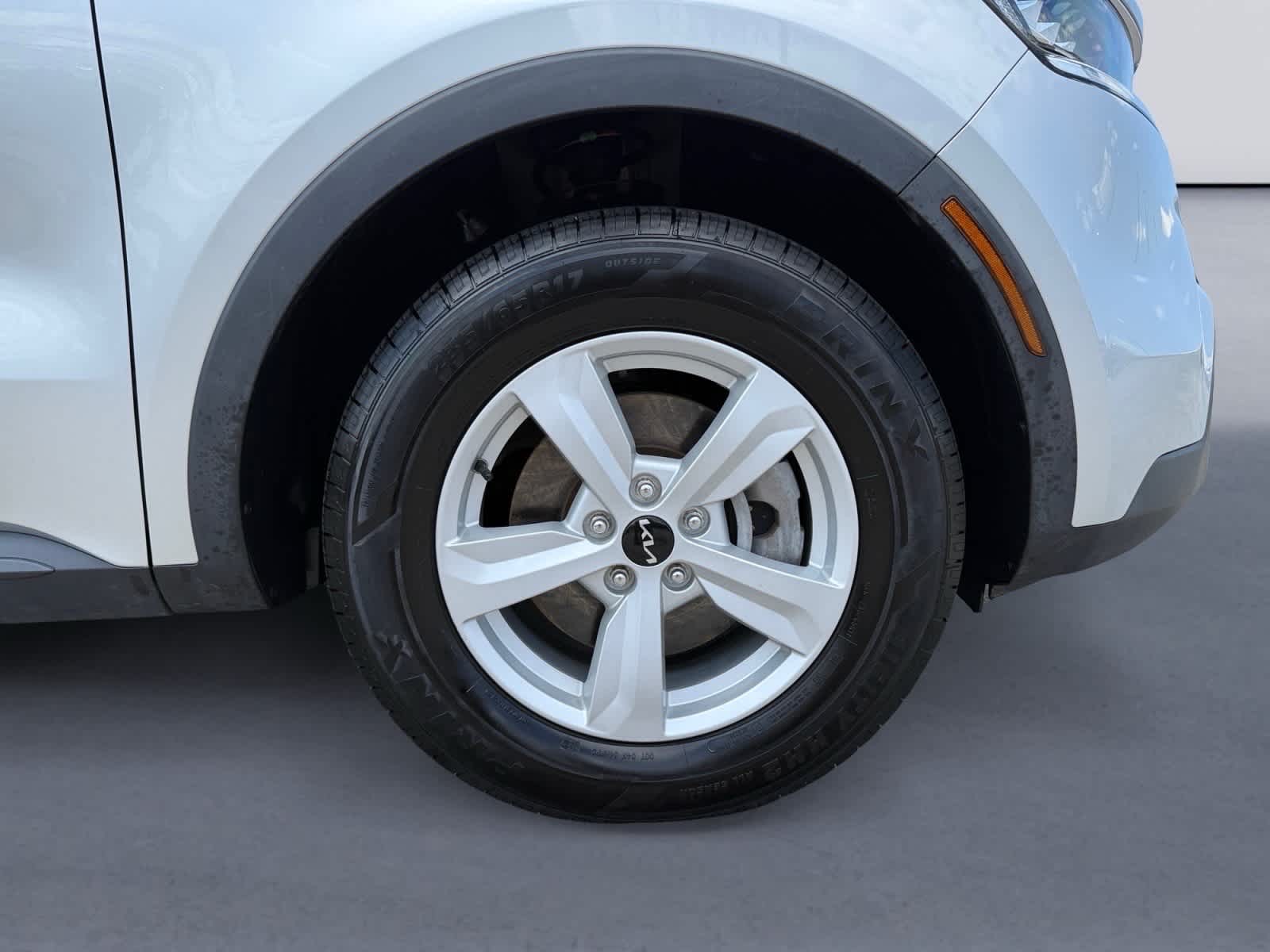 2022 Kia Sorento LX