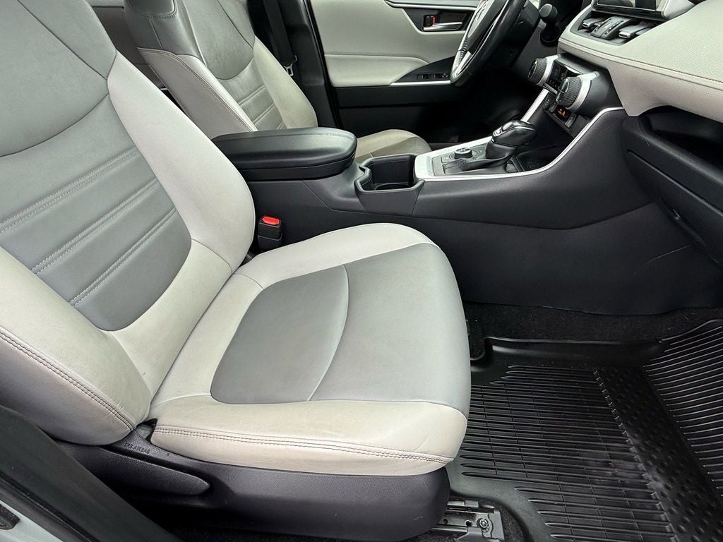 2023 Toyota RAV4 Hybrid XLE Premium