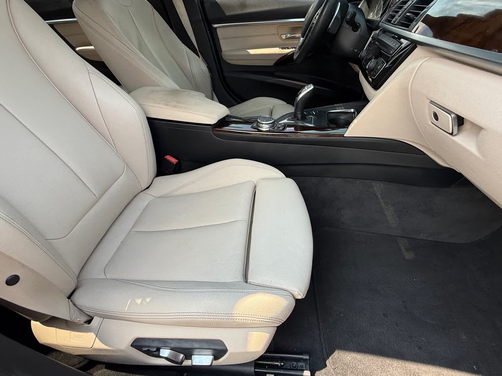 2017 BMW 330i 330i