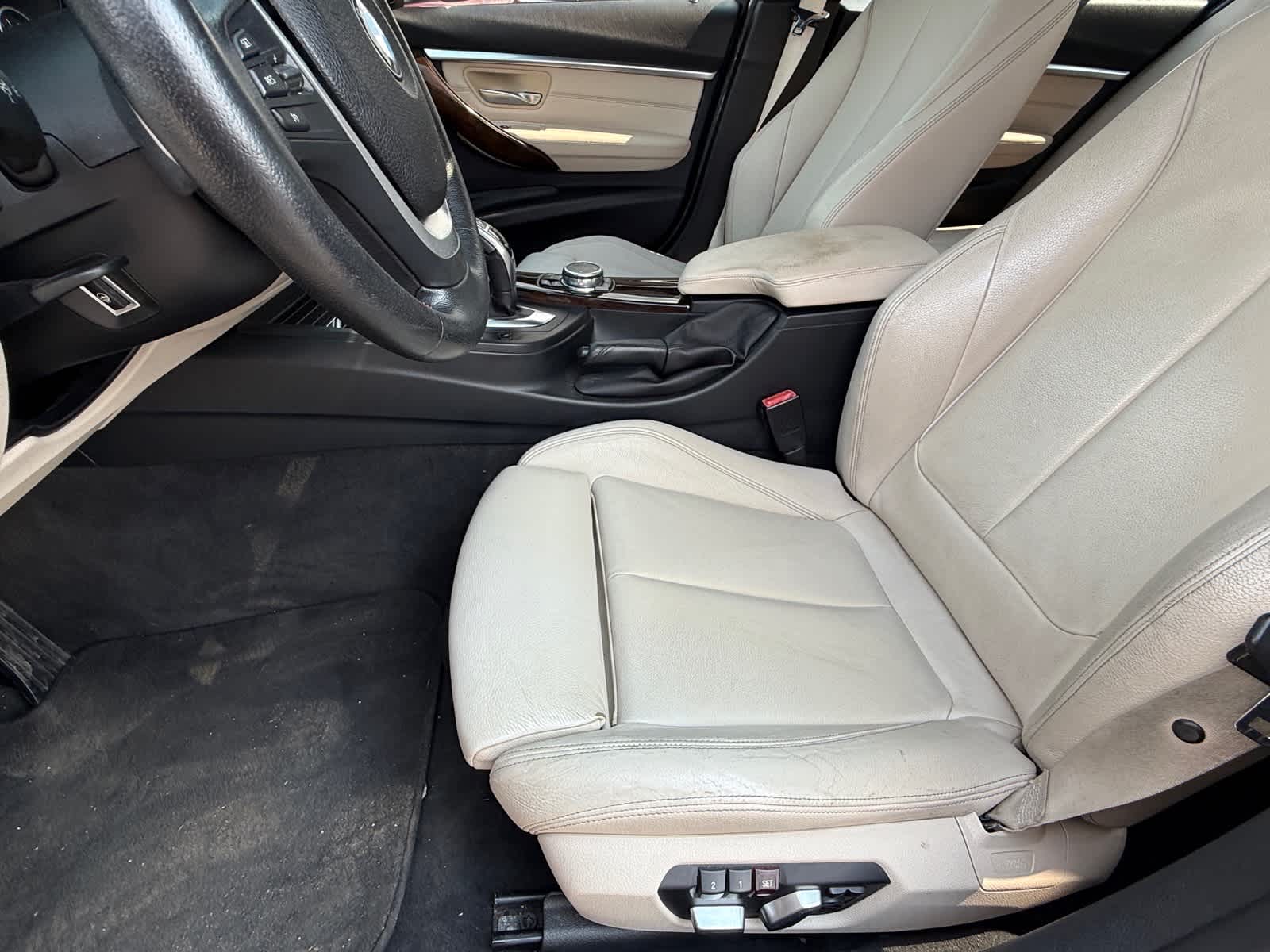 2017 BMW 330i 330i