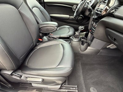 2016 MINI Cooper Base