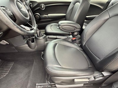 2016 MINI Cooper Base